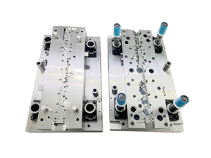 Hardware mold